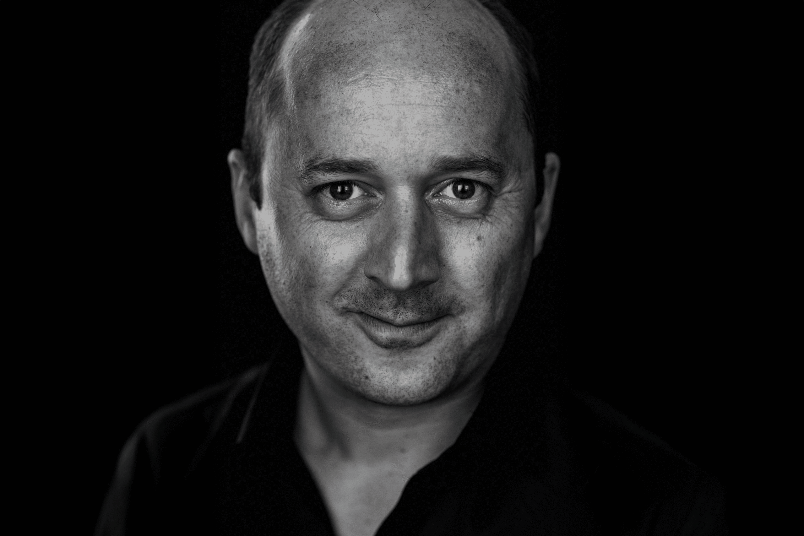 Sebastian Garthoff – Spannung mit Tiefgang. Geschichten aus der Noir-Seite des Lebens.