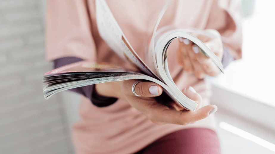 Buchmagazine öffnen Türen zu einer vielfältigen literarischen Welt – sie teilen Lesefreude & entfachen Leidenschaft.